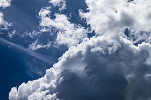 In arrivo giorni più freddi del normale ma niente gelate grazie alle nuvole: precipitazioni assenti (almeno) fino a venerdì