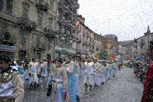 Preparativi a tutto sprint per l'ormai imminente carnevale saluzzese Preparativi a tutto sprint per l'ormai imminente carnevale saluzzese