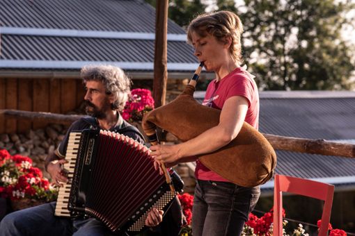 Domani si balla occitano a Crissolo e a Paesana si vive il bosco con Occit'amo Domani si balla occitano a Crissolo e a Paesana si vive il bosco con Occit'amo