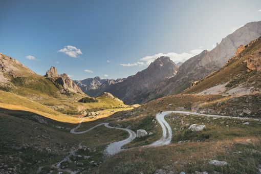 Cinque Consorzi Montani uniti per progettare e promuovere il territorio Cinque Consorzi Montani uniti per progettare e promuovere il territorio