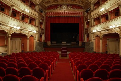 L'interno del Teatro Toselli di Cuneo L'interno del Teatro Toselli di Cuneo