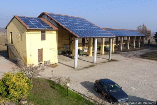 Regione, la Terza Commissione licenzia il testo unico sulle rinnovabili: più sostegno alle Cer e incentivi per nuove realtà Regione, la Terza Commissione licenzia il testo unico sulle rinnovabili: più sostegno alle Cer e incentivi per nuove realtà