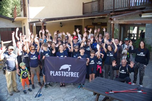 Plastic free: successo per la passeggiata ecologica a Celle Macra
