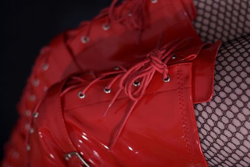 Escort, chi sono i clienti e dove trovano compagnia?