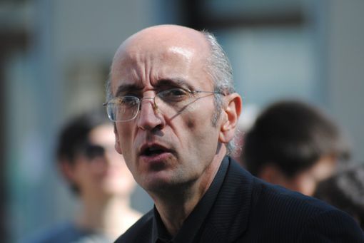 Il direttore del complesso bandistico Città di Saluzzo (copyright targatocn.it)