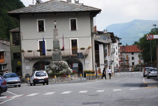 Crissolo, centro paese