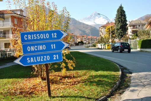 Via Crissolo a Paesana: qui dovrebbe venire installato uno dei due autovelox comunali