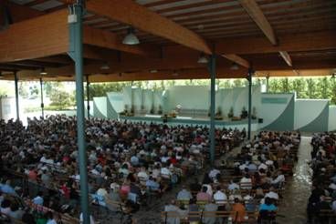 Un congresso dei testimoni di Geova in una foto di repertorio