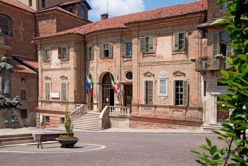 Modifiche temporanee d’orario per alcuni uffici del Comune di Bra