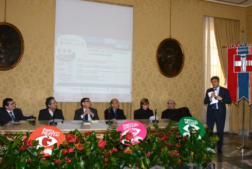 La Banca Alpi Marittime di Carrù a sostegno del progetto “Cucino Expo Sum” La Banca Alpi Marittime di Carrù a sostegno del progetto “Cucino Expo Sum”