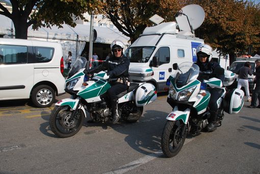 Rissa in via Vittorio Emanuele: due persone arrestate a Bra Rissa in via Vittorio Emanuele: due persone arrestate a Bra