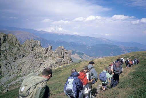 A Coumboscuro si apre il "Oltrefrontiera" con il raduno delle "Traversados"