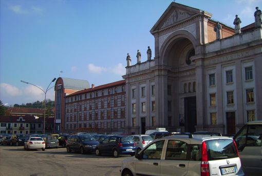 Lavori in piazza San Paolo ad Alba: modifiche alla viabilità