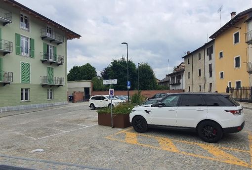 Boves, nuova regolamentazione delle soste in corso Bisalta e piazza Domenikon