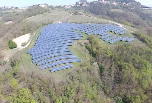 Fotovoltaico: il recupero delle ex aree industriali, estrattive e non solo, può essere molto conveniente