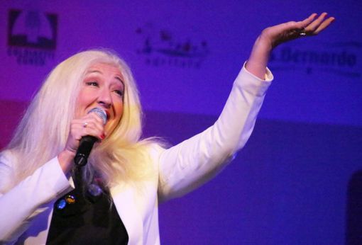 Grande successo per il Festival del Sorriso: in immagini, il racconto della prima giornata