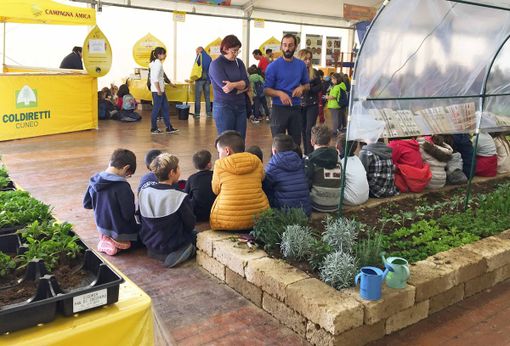 Coldiretti Cuneo: il mondo contadino è pronto a raccontarsi alla Fiera nazionale del Marrone Coldiretti Cuneo: il mondo contadino è pronto a raccontarsi alla Fiera nazionale del Marrone