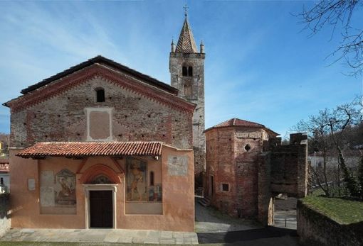 L'antica chiesa parrocchiale di Verzuolo L'antica chiesa parrocchiale di Verzuolo
