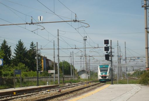 Riflessioni ed alcuni spunti per il problema sui tagli ai "rami secchi" delle ferrovie piemontesi