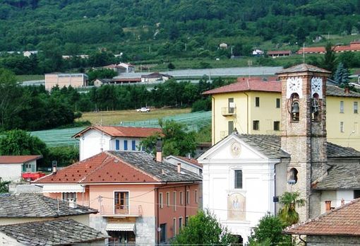 Uno scorcio della frazione Occa di Envie tratto dal sito internet del Comune