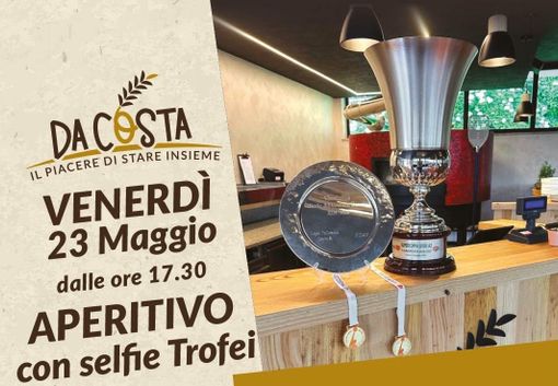 Cuneo Volley celebra la storica stagione: selfie con i trofei e brindisi al nuovo Da Costa Restaurant