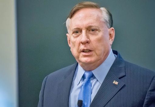 Douglas Macgregor: il conflitto in Ucraina sta diventando insostenibile per Washington, che potrebbe presto mollare