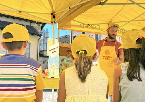 Piazza Coldiretti, dove il buon cibo è di casa, il primo festival di Coldiretti Cuneo pensato per far conoscere le eccellenze agricole del territorio e vivere insieme momenti di convivialità. Piazza Coldiretti, dove il buon cibo è di casa, il primo festival di Coldiretti Cuneo pensato per far conoscere le eccellenze agricole del territorio e vivere insieme momenti di convivialità.