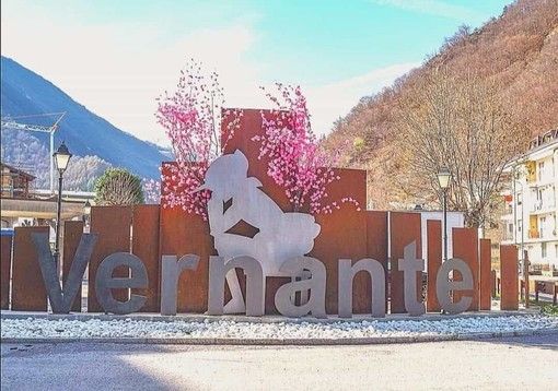 A Vernante una serata informativa sui servizi municipali online offerti dall'ANPR A Vernante una serata informativa sui servizi municipali online offerti dall'ANPR