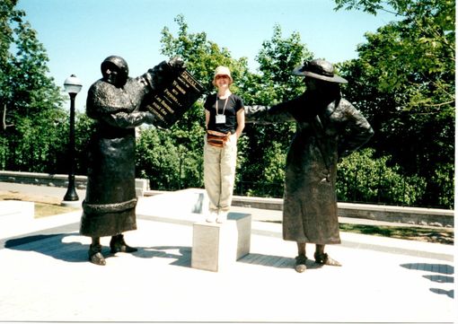 Monumento in onore delle Suffragette, a Ottawa (Canada) Monumento in onore delle Suffragette, a Ottawa (Canada)