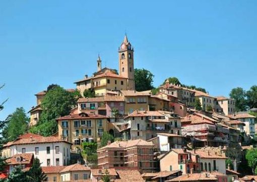 Una veduta di Monforte d'Alba (archivio)