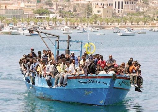 Sbarchi a Lampedusa Sbarchi a Lampedusa