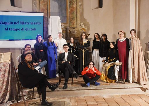 In scena anche a Manta lo spettacolo  "Viaggio nel Marchesato la Tempo di Tiktok"