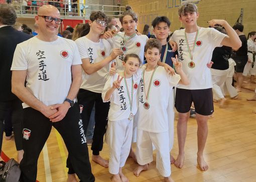 Karate: Savigliano brilla d'oro ai campionati italiani di Bellaria Igea Marina Karate: Savigliano brilla d'oro ai campionati italiani di Bellaria Igea Marina