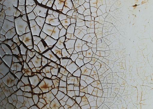 Il metodo di sverniciatura dei metalli eco-friendly che sfrutta il processo di pirolisi