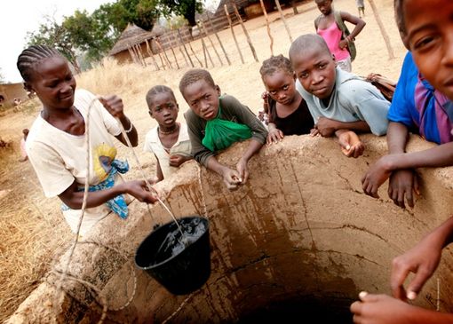 LVIA presenta la mostra fotografica “Femmes du Sénégal” di Marco Sasia