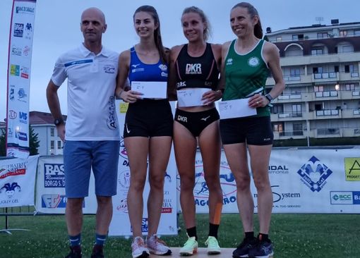 Nella foto, podio F con Valentina Gemetto, Priscilla Ravera, Debora Ferro, Fabio Allegri