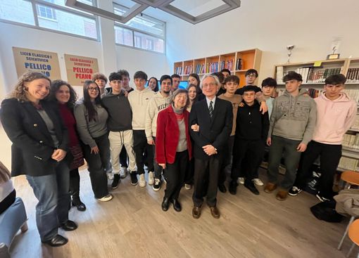 La classe 4G dell’indirizzo di Scienze applicate si è classificata al primo posto a livello regionale nel XIII Concorso nazionale “Agire i diritti umani”