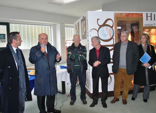 Un momento dell'inaugurazione della "FQM Solution Box" di Piasco