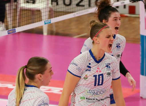 Lux, Farina e Decortes in una immagine di repertorio (ph. Cristiano Silvestri) Lux, Farina e Decortes in una immagine di repertorio (ph. Cristiano Silvestri)