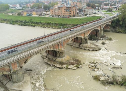 Ad Alba si progettano nuove piste ciclopedonali per promuovere la mobilità sostenibile in sicurezza Ad Alba si progettano nuove piste ciclopedonali per promuovere la mobilità sostenibile in sicurezza