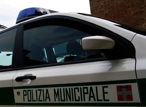 Ubriaco molesto in un locale del centro: ad Alba scatta il Daspo urbano