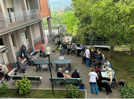 Vicoforte, tre incontri di pet therapy alla casa di riposo San Giuseppe