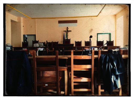 Fuggì in moto dopo una rapina in villa. Nel processo nessuno riconosce il mezzo con certezza