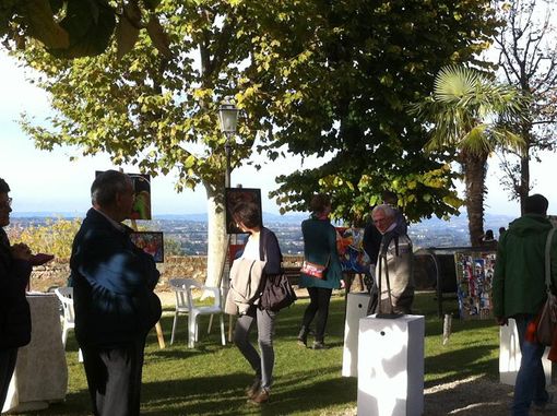 Mondovì Piazza: grande successo per Arte al Belvedere e Castagnata sociale