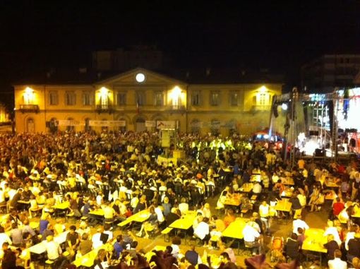 Sabato 1 luglio a Saluzzo in Piazza Cavour la grande Festa del ballo liscio con l’orchestra Pietro Galassi con ingresso gratuito