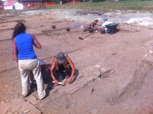 Gli scavi di Costigliole Gli scavi di Costigliole