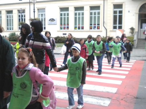 Saluzzo, uscita da scuola Saluzzo, uscita da scuola