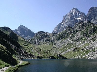 “Vado a Vivere in Montagna….” un convegno sullo sviluppo sostenibile del turismo “Vado a Vivere in Montagna….” un convegno sullo sviluppo sostenibile del turismo