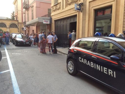 Omicidio - suicidio di via Ponza di San Martino a Cuneo: l’inferno scoppia in sette minuti