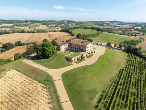 Barolo en Primeur, ieri la degustazione tecnica Barolo en Primeur, ieri la degustazione tecnica